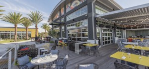 Outdoor Dining at Canvas Restaurant